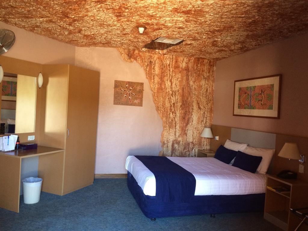 Desert Cave Hotel Coober Pedy Zewnętrze zdjęcie