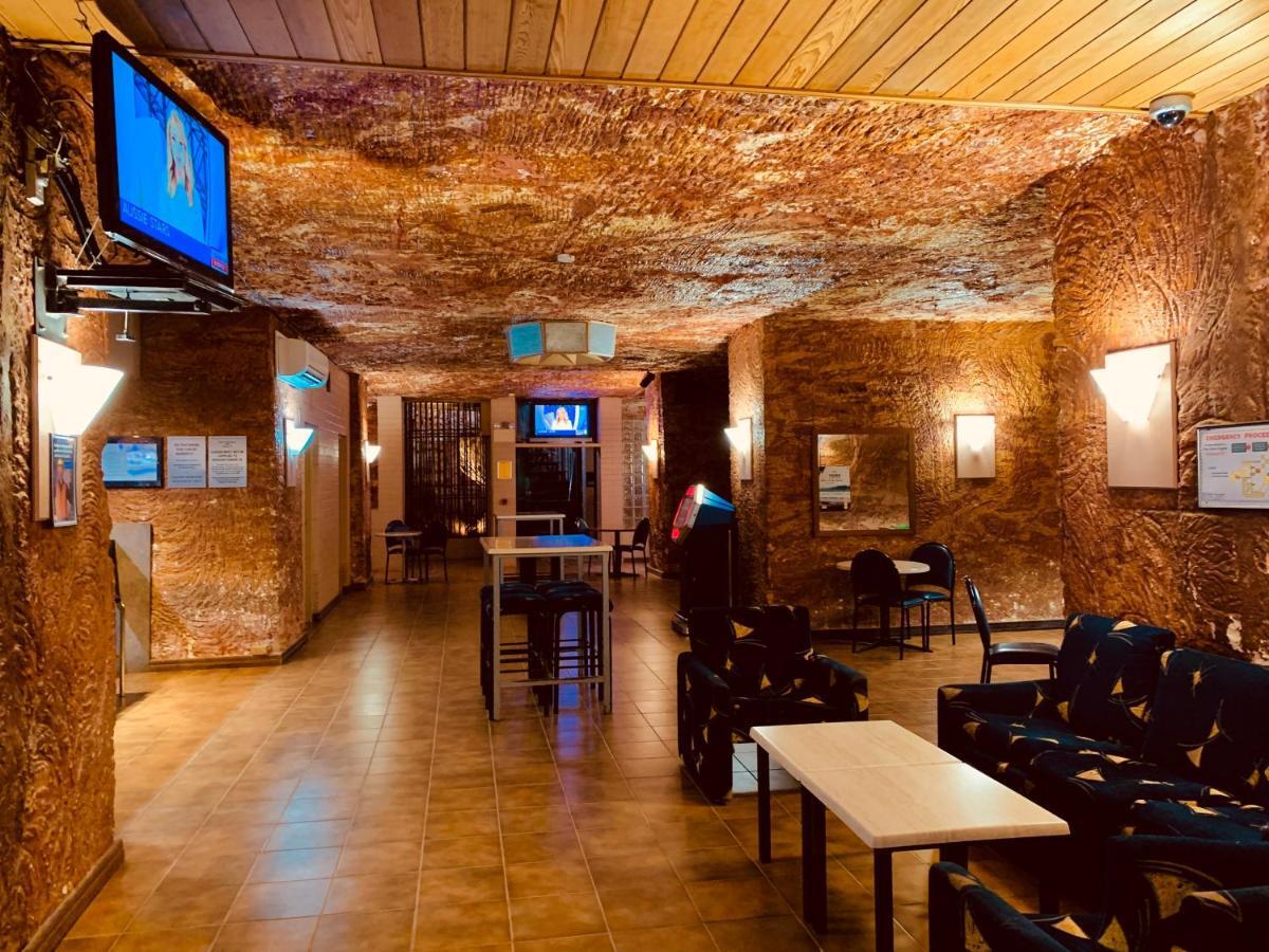 Desert Cave Hotel Coober Pedy Zewnętrze zdjęcie