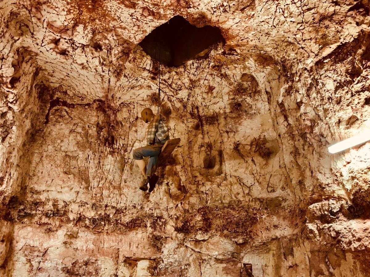 Desert Cave Hotel Coober Pedy Zewnętrze zdjęcie